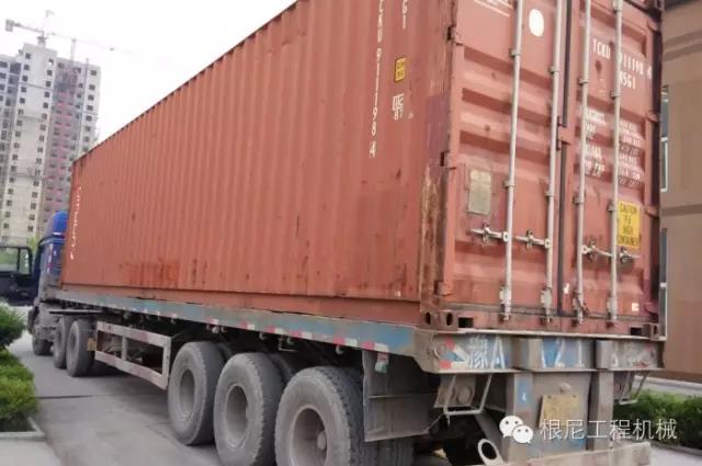 A customer in Kyrgyzstan purchased GENY brand hot-melt road marking paint.